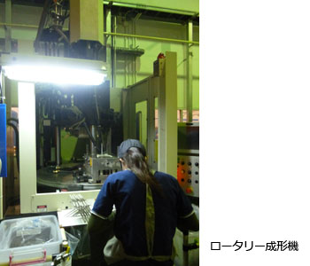 タイ工場　ロータリー成形機